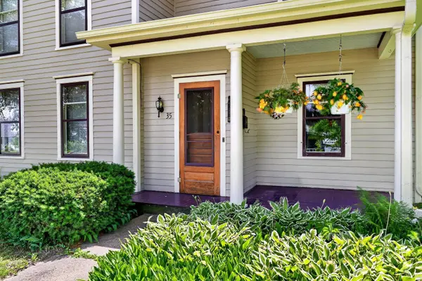 35 W Liberty Street, Evansville, WI 53536