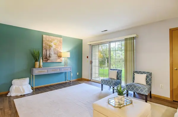 883 Park Street #102, Oregon, WI 53575