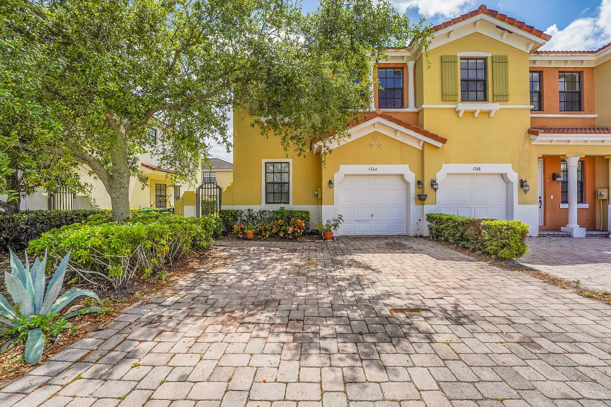 1764 SW Via Rossa, Port St Lucie, FL 34953-4664