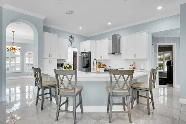 6107 NW Gause Ave, Port St Lucie, FL 34986-3830