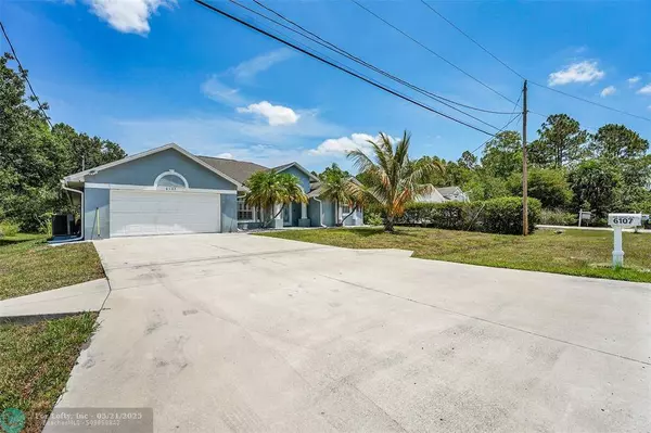 6107 NW Gause Ave, Port St Lucie, FL 34986