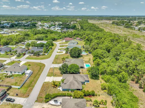 6107 NW Gause AVE, Port St. Lucie, FL 34986