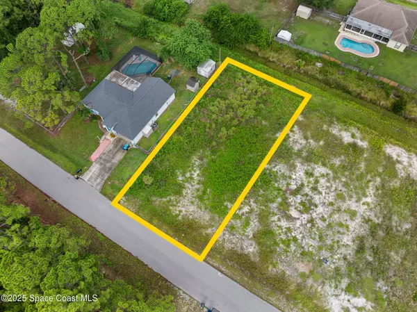 458 SW Holin AVE SW, Palm Bay, FL 32908