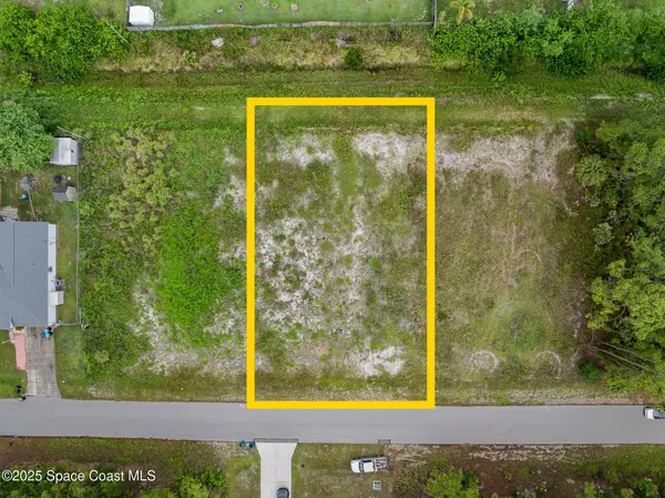 450 SW Holin AVE SW, Palm Bay, FL 32908