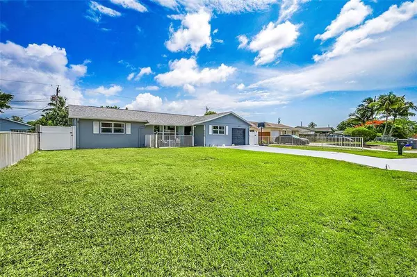 3657 Ruskin Ave, Boynton Beach, FL 33436