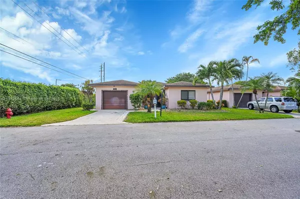 14664 Bonaire Blvd, Delray Beach, FL 33446
