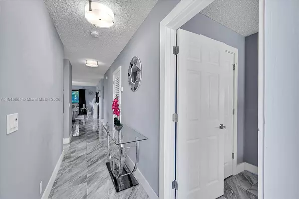 14664 Bonaire Blvd, Delray Beach, FL 33446