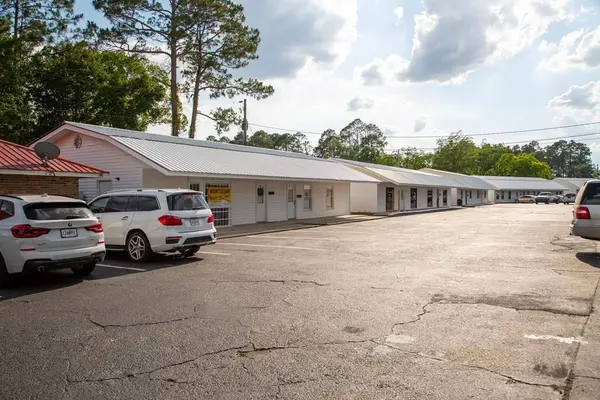 680 Main St, Baxley, GA 31513