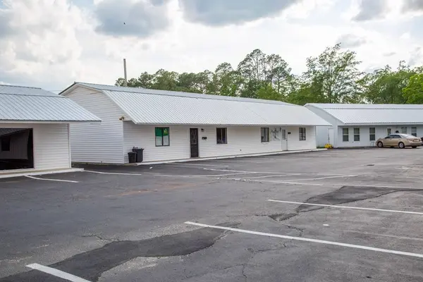 680 Main St, Baxley, GA 31513