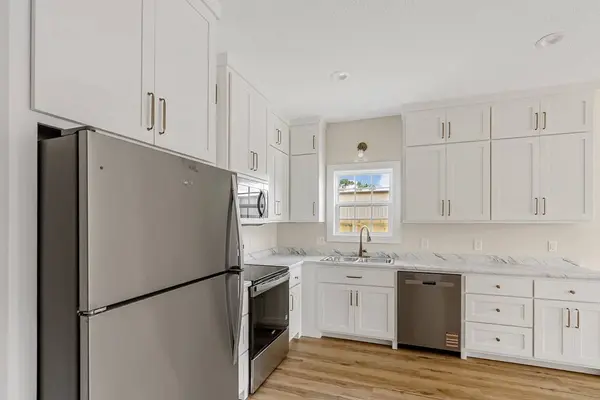 260 Central St, Baxley, GA 31513