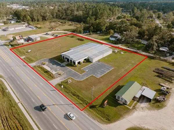1205 Parker St, Baxley, GA 31513