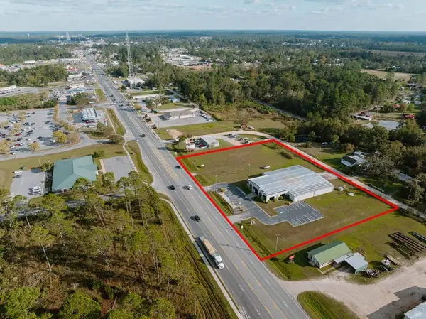 1205 Parker St, Baxley, GA 31513
