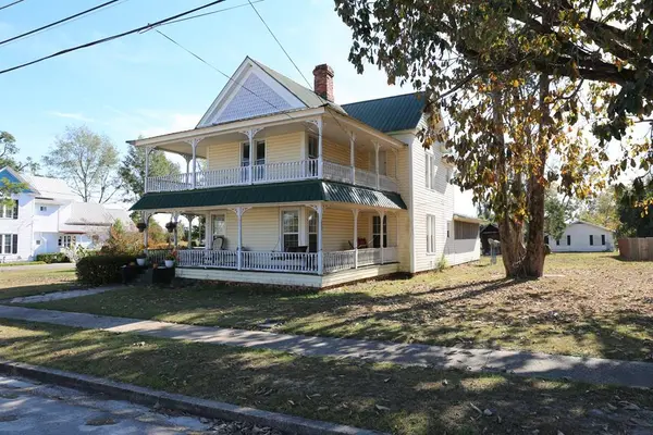 203 Church St, Mt. Vernon, GA 30445