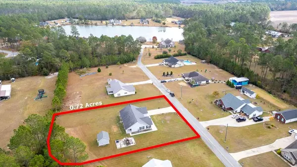 99 Jennifer Ln, Baxley, GA 31513