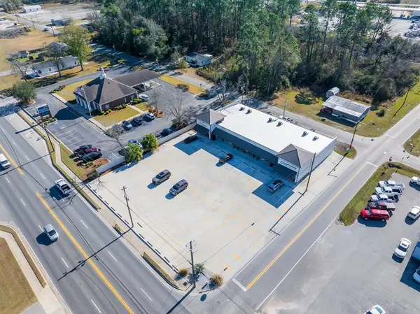 719 Parker St, Baxley, GA 31513