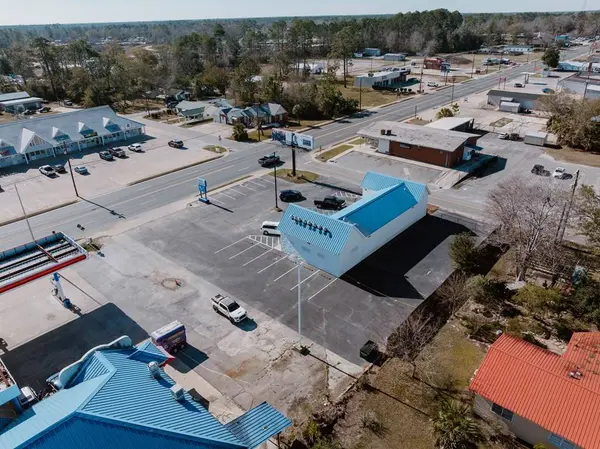 410 Parker St, Baxley, GA 31513