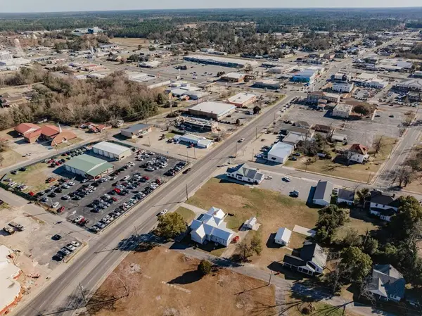 181 Main St, Baxley, GA 31513