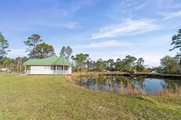 84 Satilla Church Rd, Baxley, GA 31513