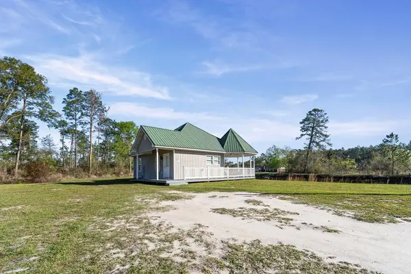 84 Satilla Church Rd, Baxley, GA 31513