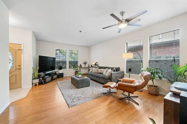 1122 Turnberry Park LN, Spring, TX 77373