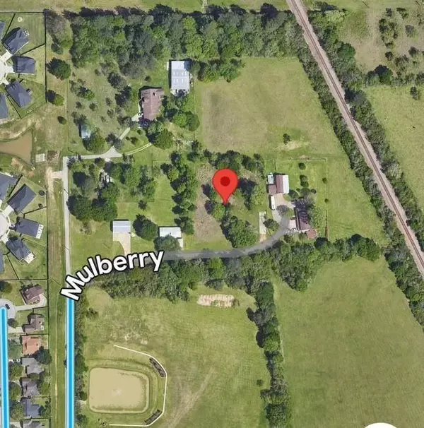 1533 S Cherry ST, Tomball, TX 77375