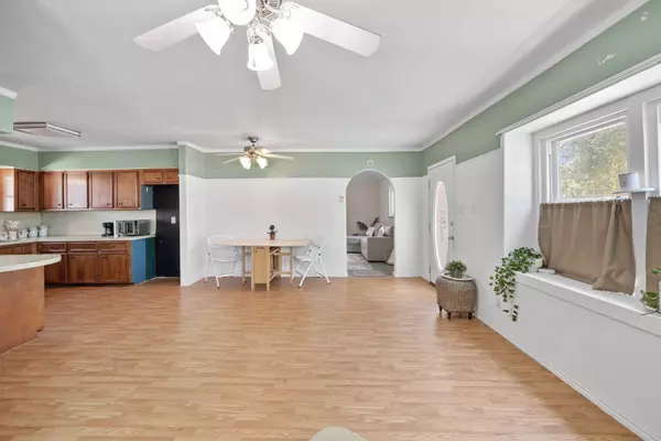 2218 12th AVE N, Texas City, TX 77590