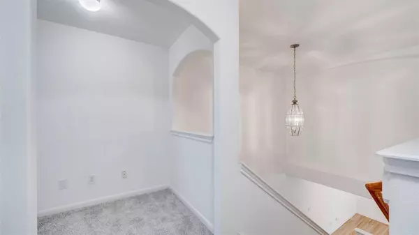 827 Forest Ivy LN, Houston, TX 77067