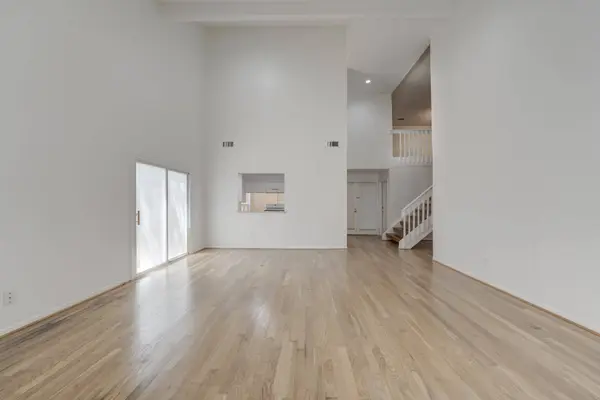 42 N Timber Top DR, The Woodlands, TX 77380