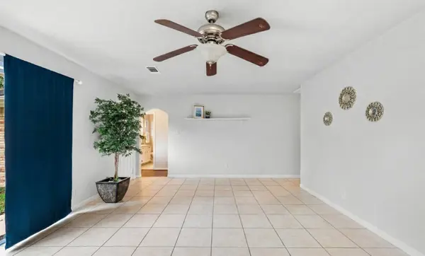 1205 15th ST, South Houston, TX 77587