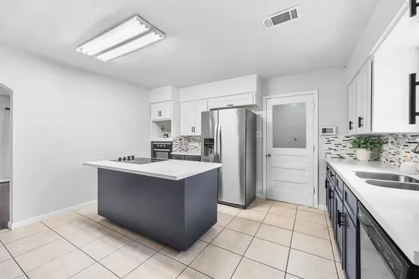 1205 15th ST, South Houston, TX 77587