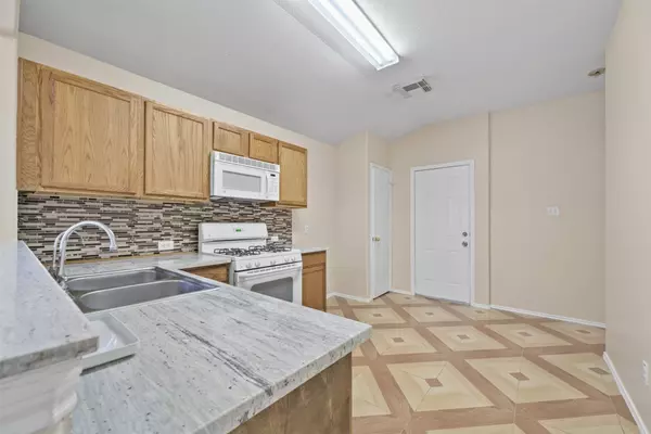 19022 Wild Yaupon DR, Cypress, TX 77433