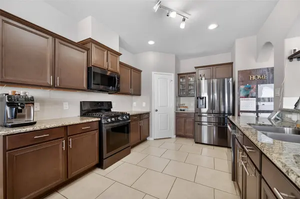 361 Lake Line DR, Alvin, TX 77511