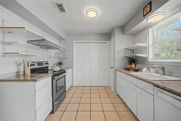 19834 Lions Gate CT, Humble, TX 77338