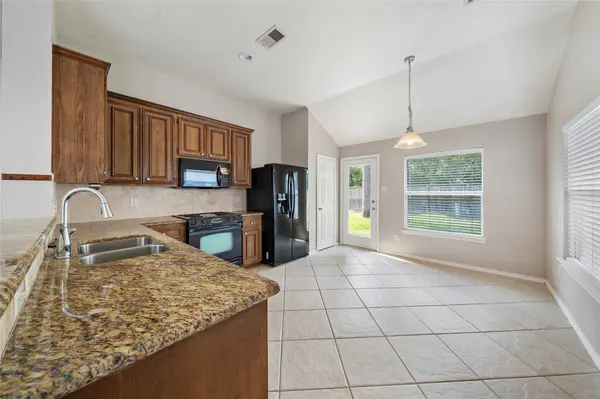 2359 Keegan Hollow LN, Spring, TX 77386