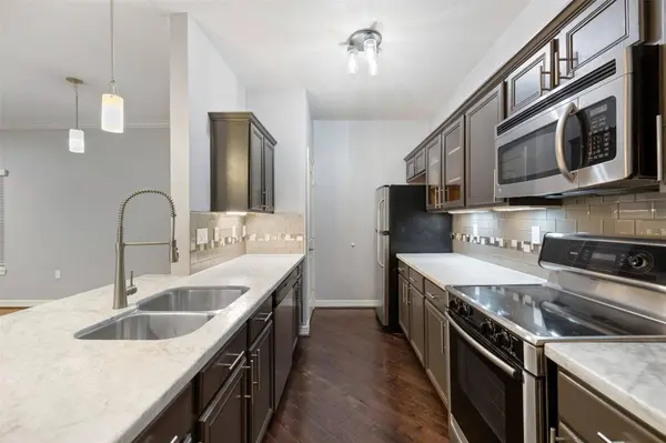 3501 Chenevert ST #17, Houston, TX 77004