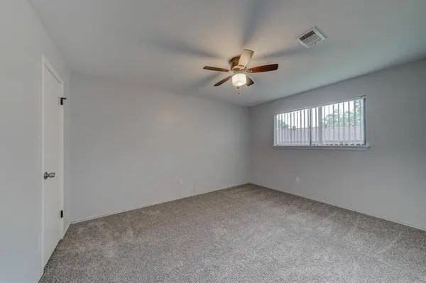 78 Brookflower RD, The Woodlands, TX 77380