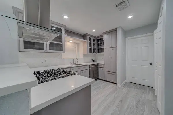 78 Brookflower RD, The Woodlands, TX 77380