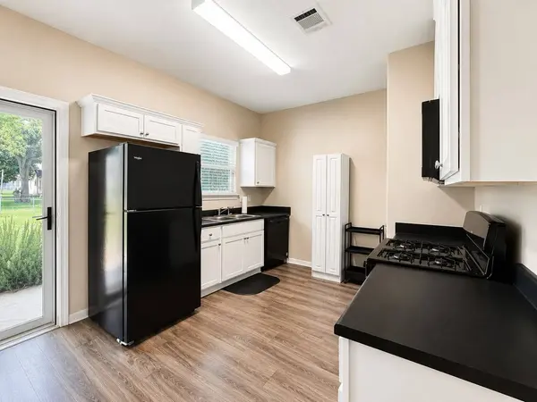6606 E Crosstimbers ST, Houston, TX 77028
