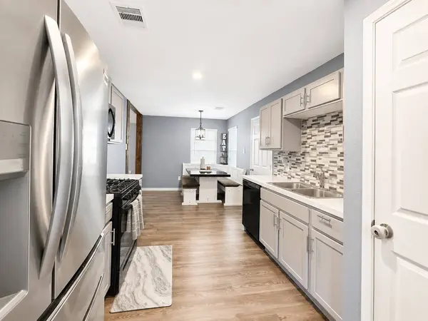 1310 Vincente CT, Conroe, TX 77301