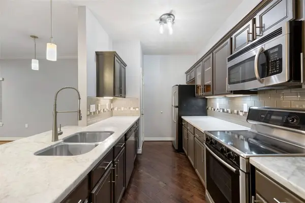 3501 Chenevert ST #17, Houston, TX 77004