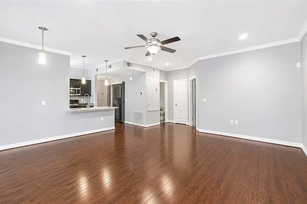 3501 Chenevert ST #17, Houston, TX 77004