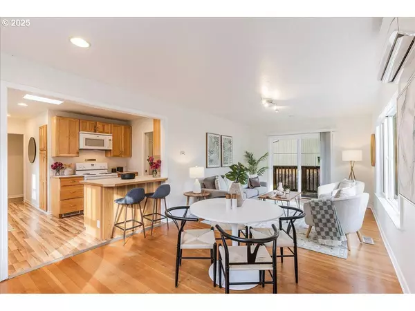 9628 N KALMAR ST, Portland, OR 97203