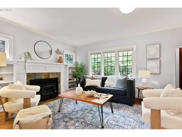 436 SE 44TH AVE, Portland, OR 97215