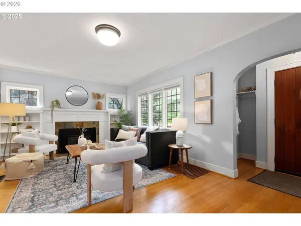 436 SE 44TH AVE, Portland, OR 97215