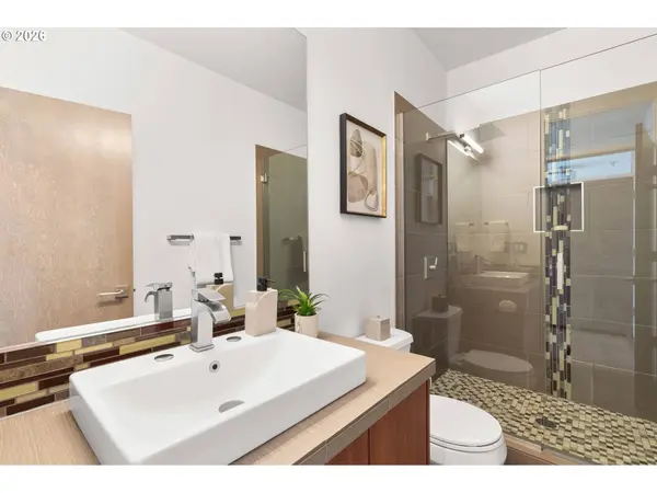 2626 SE 16TH AVE, Portland, OR 97202