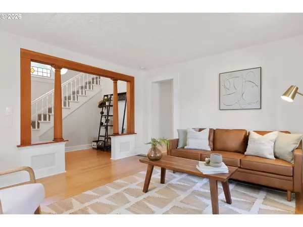 1566 SE LINN ST, Portland, OR 97202
