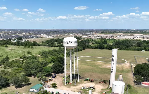 Suburbs Near Houston You Should Consider in 2025,Jeleser Mc Lennon