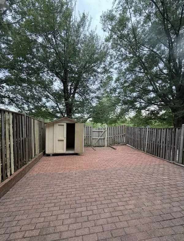 4902 Van Walbeek Pl, Annandale, VA 22003-6024