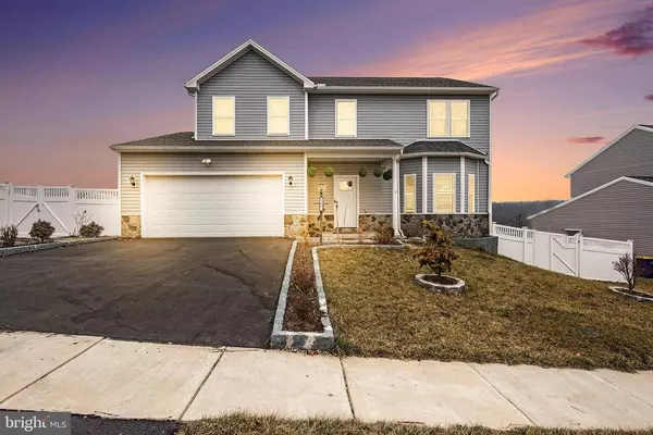 165 Champions Dr, York Haven, PA 17370-8950