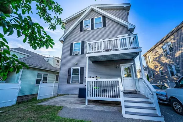 16 Mohan St, Everett, MA 02149